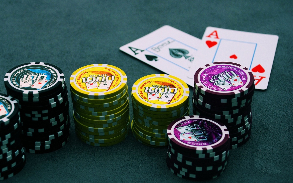 Billionaire Casino کھلاڑیوں کے لیے لائیو کیسینو سیکشن