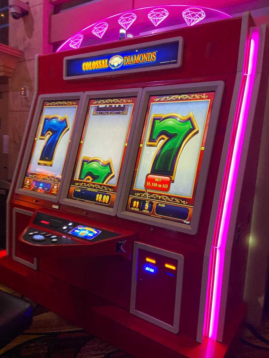 Billionaire Casino کیسینو میں سلاٹ کھیلنا شروع کریں۔